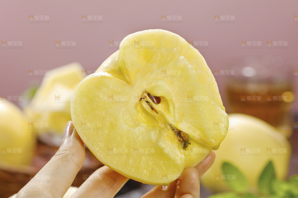 深底上的黄元帅苹果