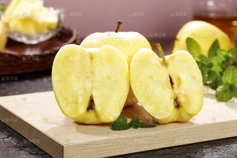 深底上的黄元帅苹果