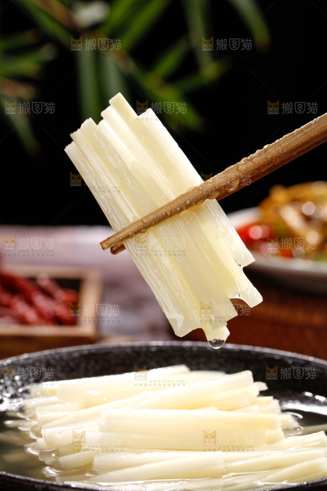深底上的清水笋丝