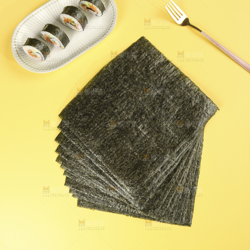浅底上的海苔卷