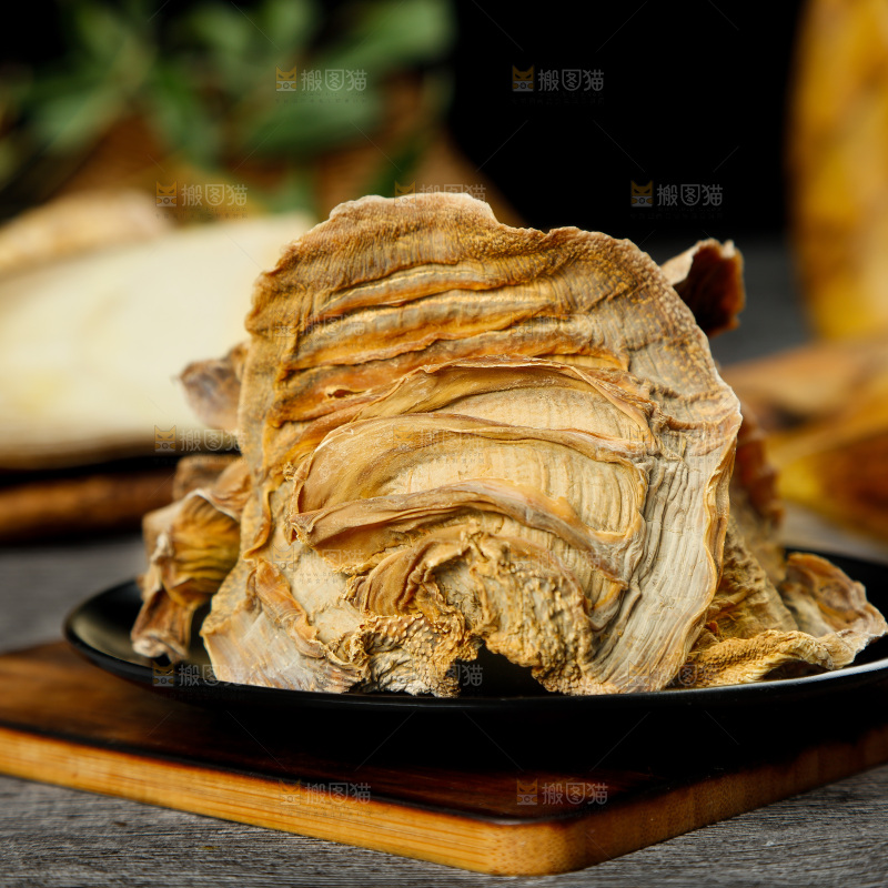 深底上的冬笋干