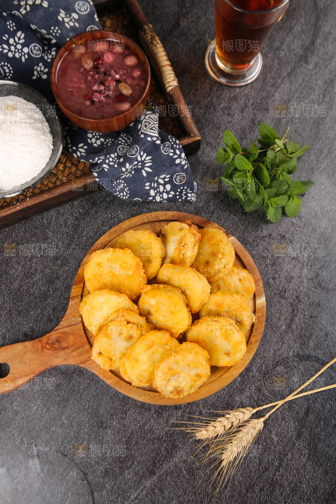 深底上的炸藕夹