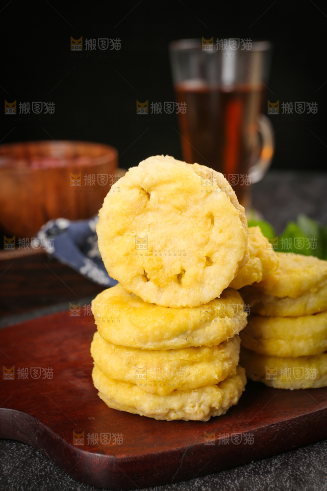 深底上的炸藕夹