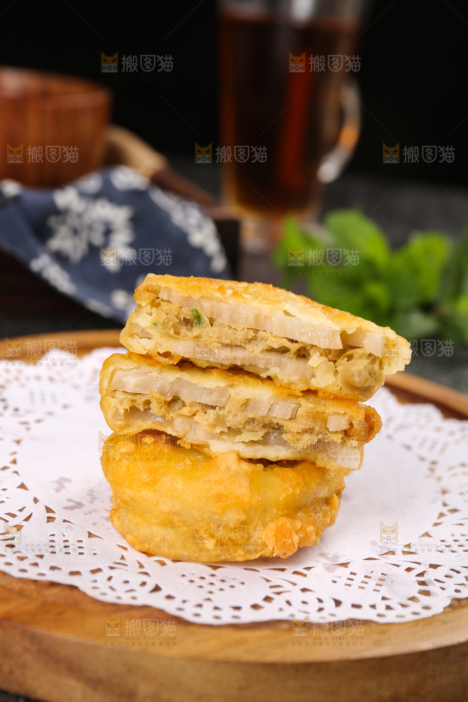 深底上的炸藕夹