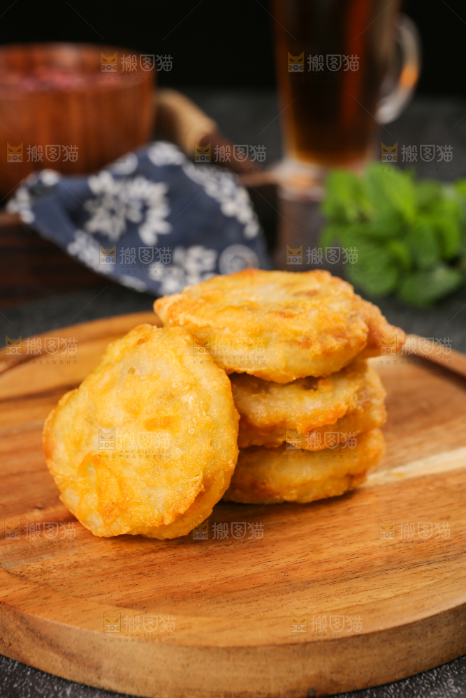 深底上的炸藕夹