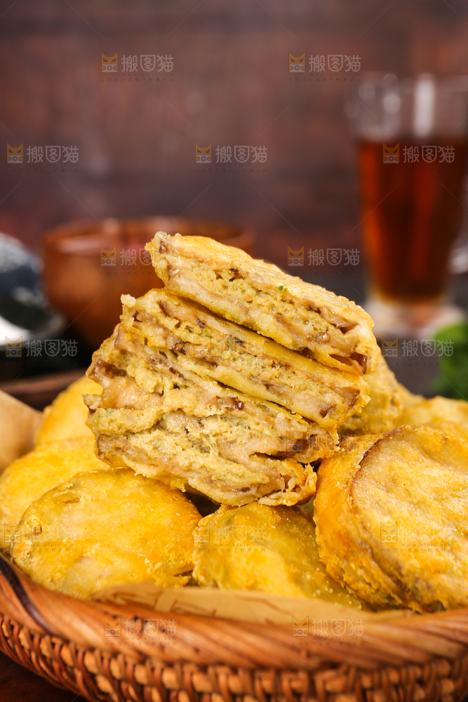 深底上的炸藕夹