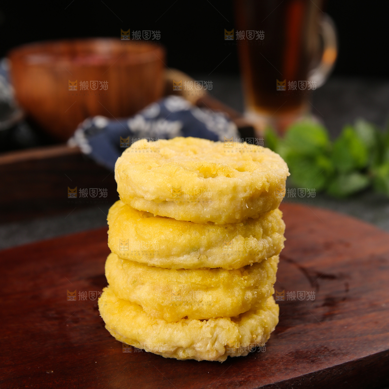 深底上的炸藕夹