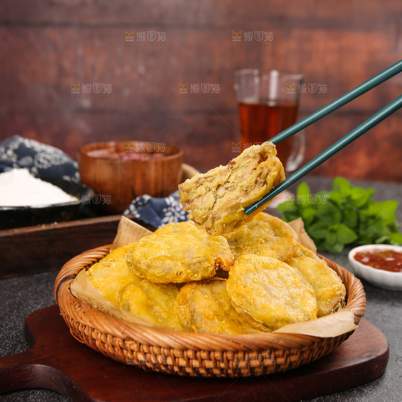 深底上的炸藕夹