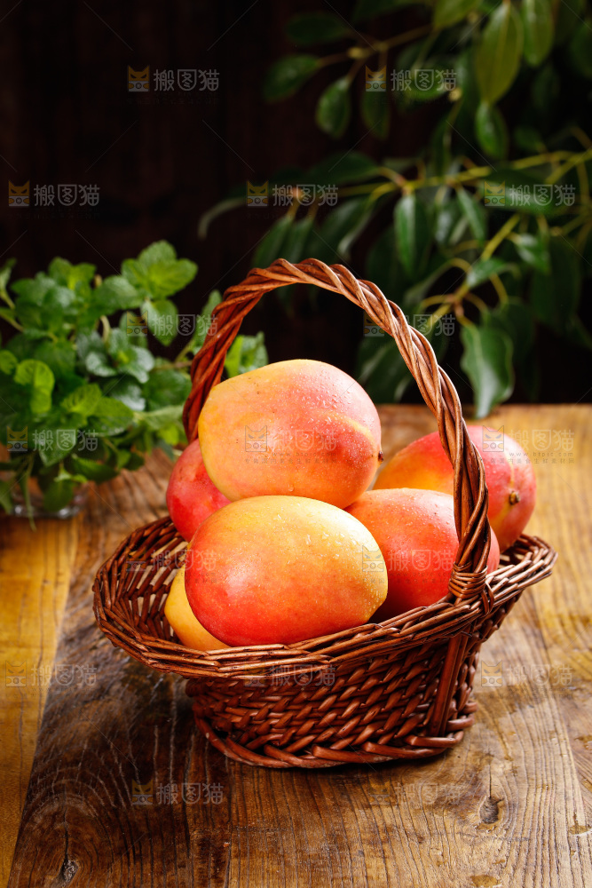深底上的澳芒