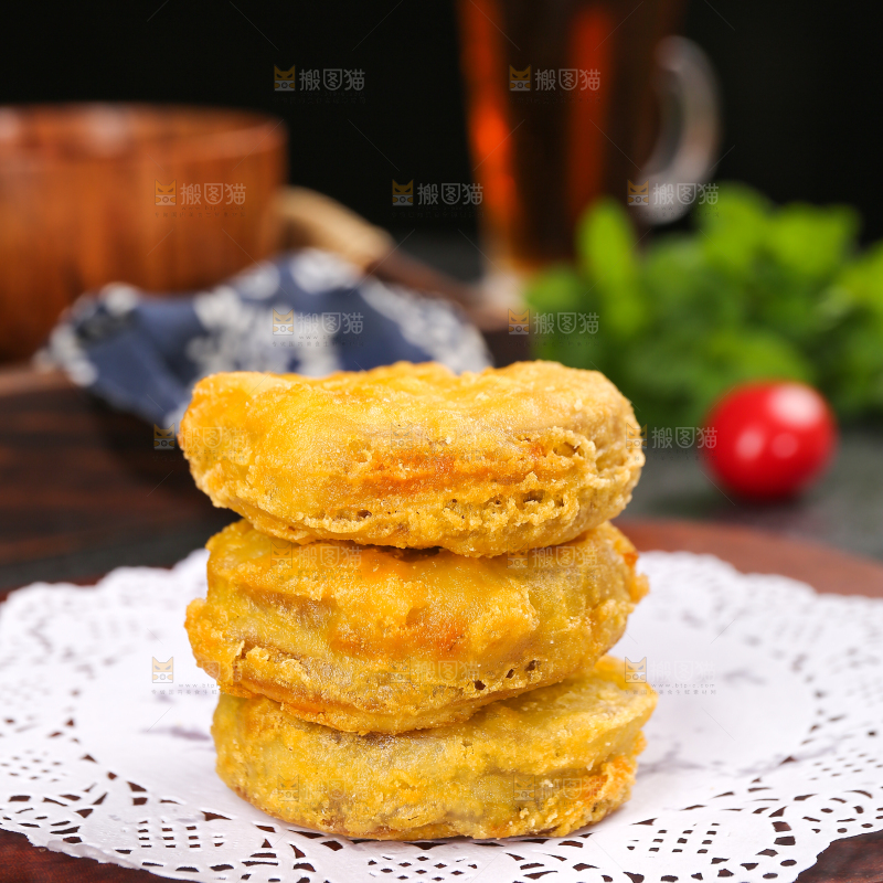 深底上的炸藕夹