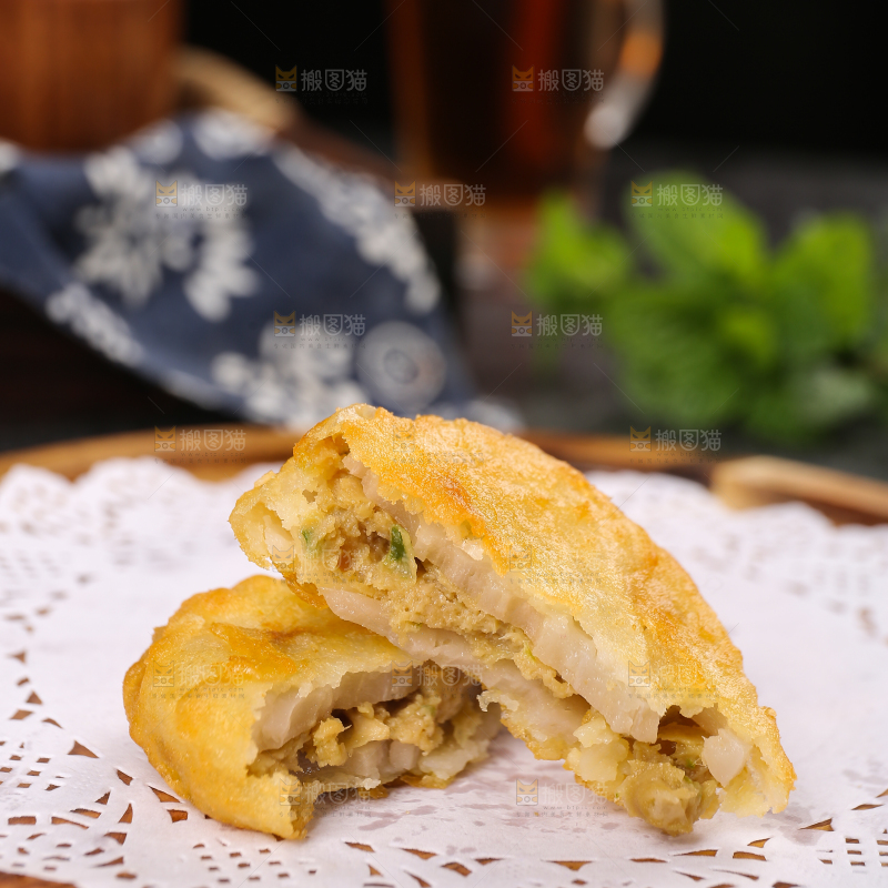 深底上的炸藕夹