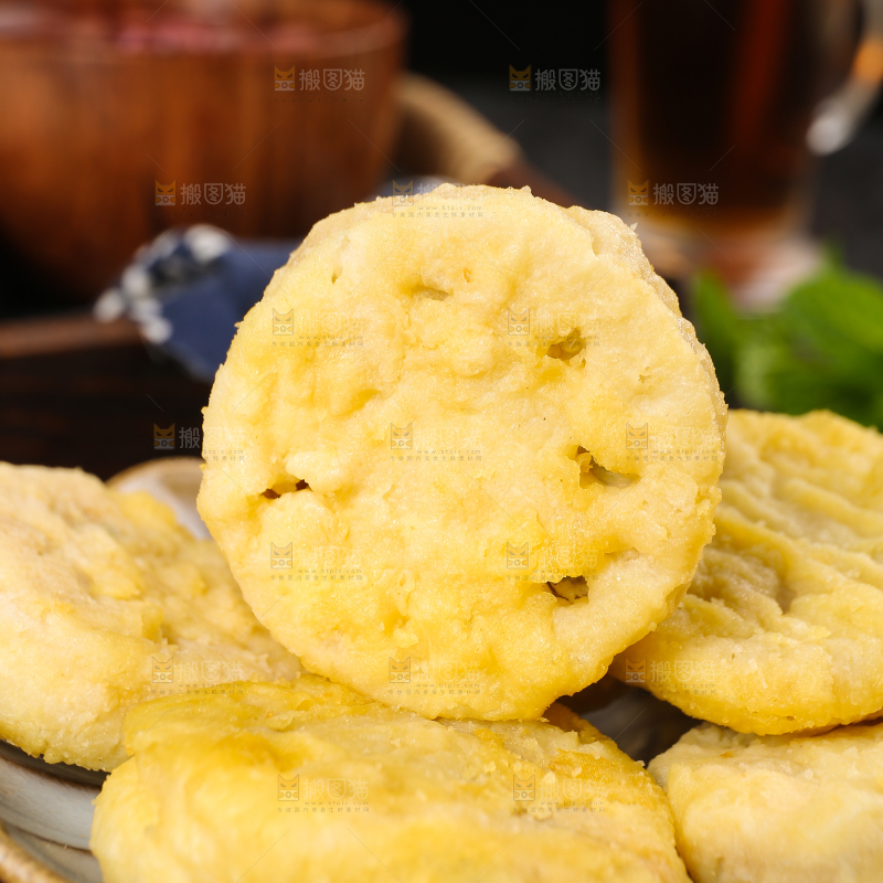 深底上的炸藕夹