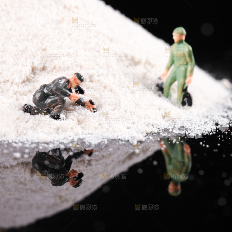 黑底上的奶茶粉