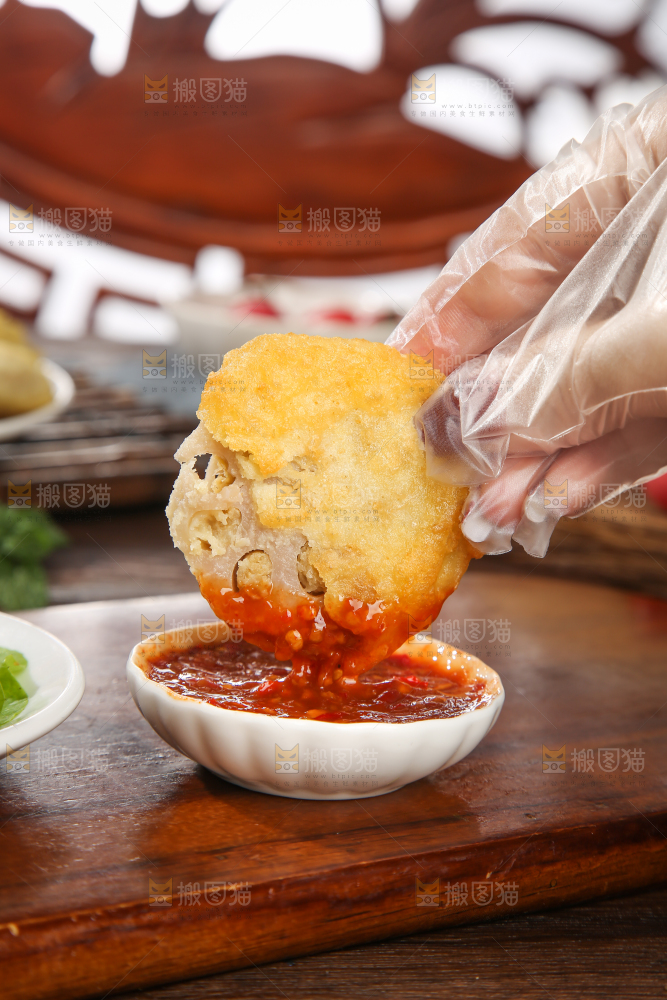 木底上的藕夹