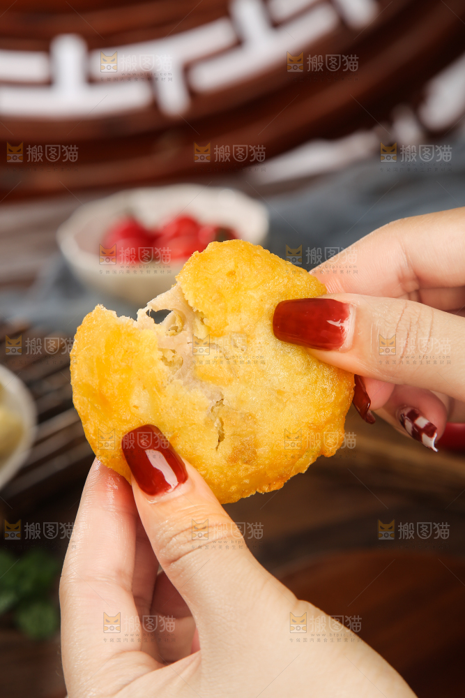 木底上的藕夹