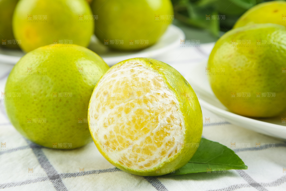 浅底上的皇帝柑