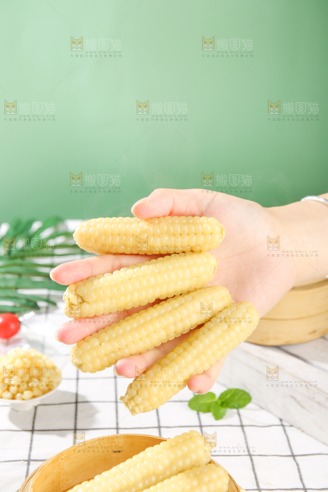 浅底上的手指糯玉米