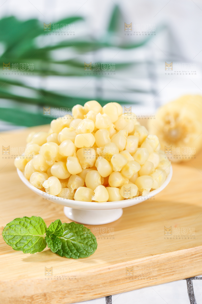 浅底上的手指糯玉米