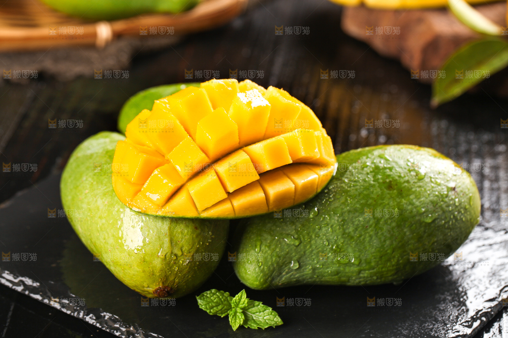 深底上的新鲜大青芒