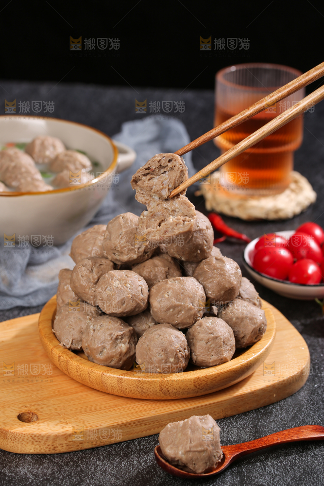 深底上的牛筋丸