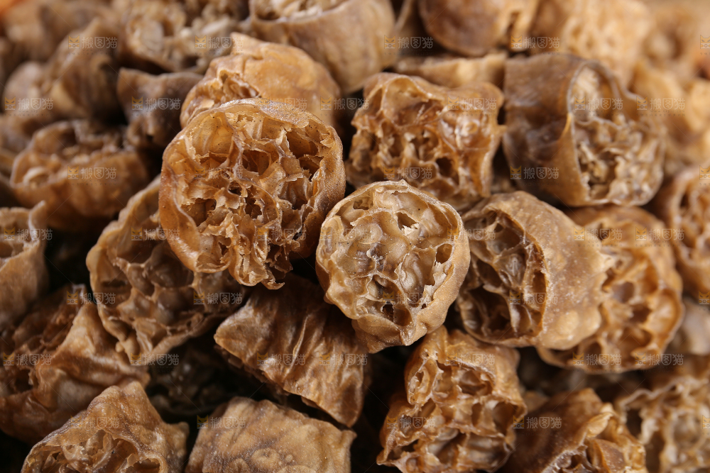 深底上的荞麦面藕