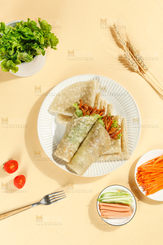 浅底上的荞麦卷饼