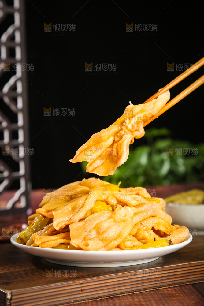 深底上的无骨鸭掌
