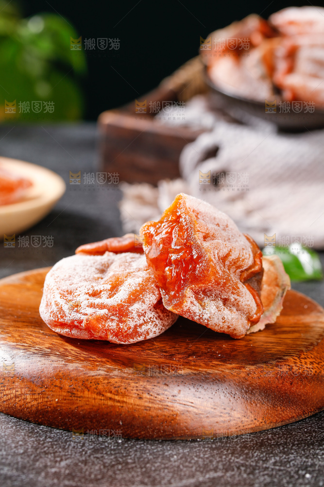 深底上的吊柿饼