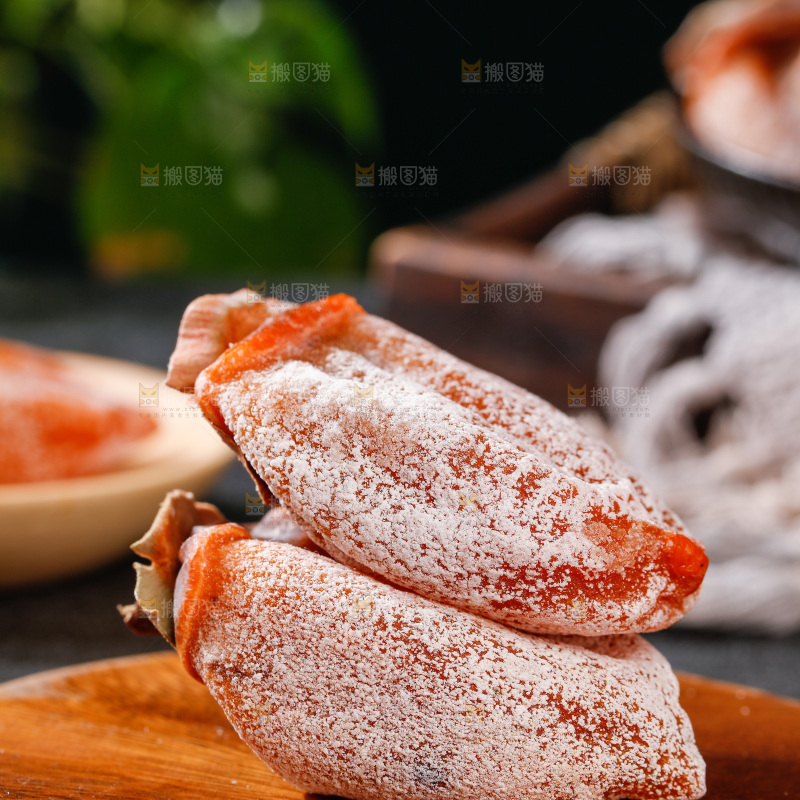 深底上的吊柿饼