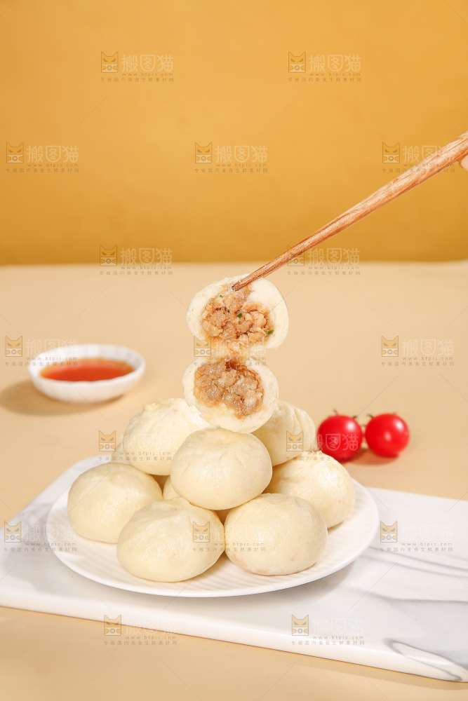 浅底上的发面小笼包