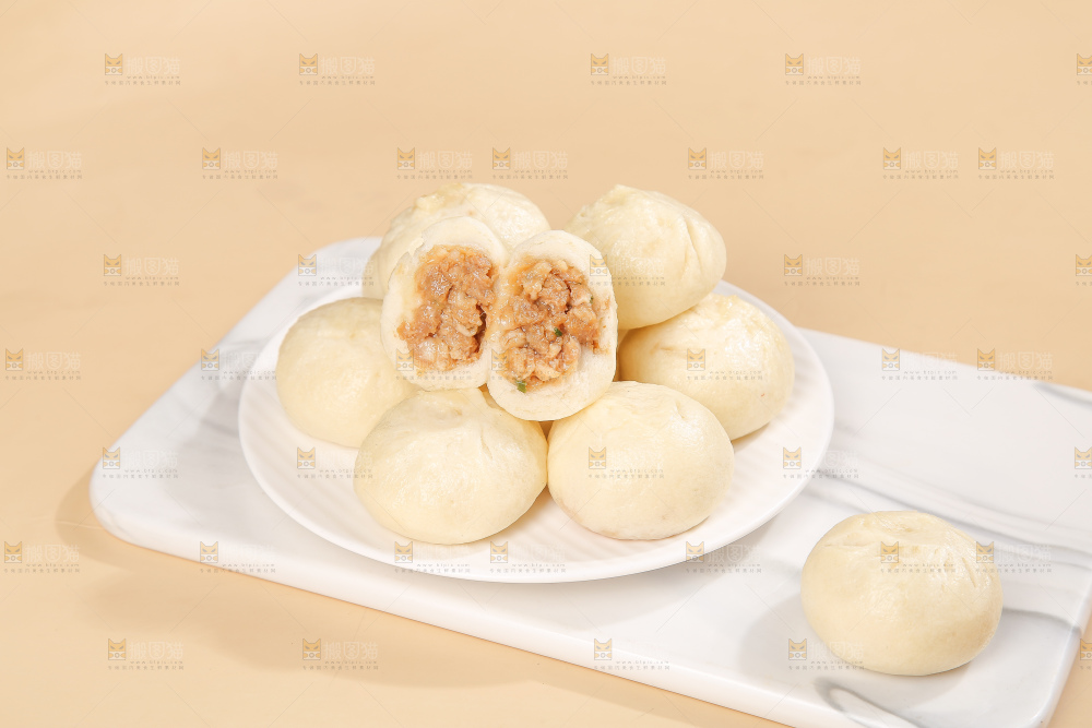 浅底上的发面小笼包