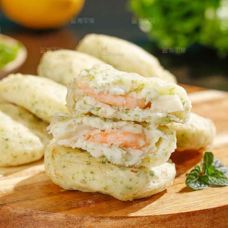 深底上的鲜虾饼