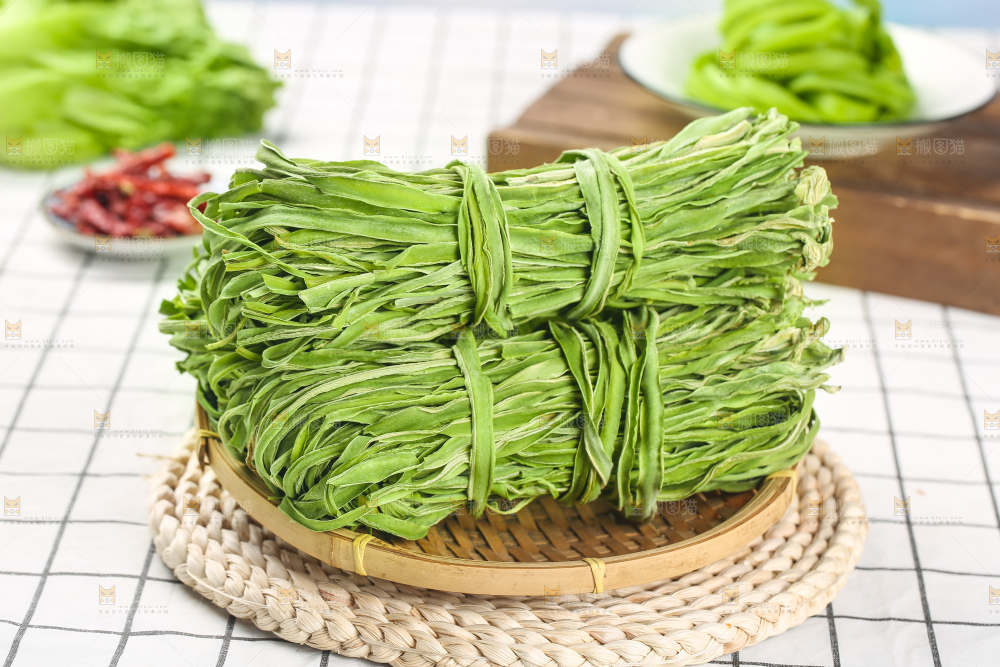 浅底上的贡菜