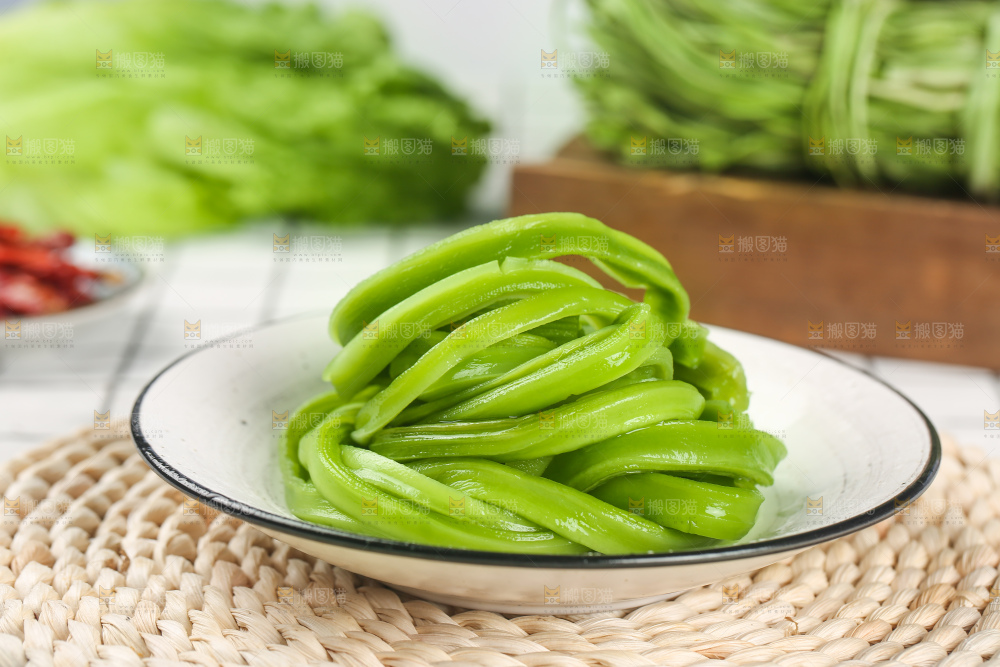 浅底上的贡菜