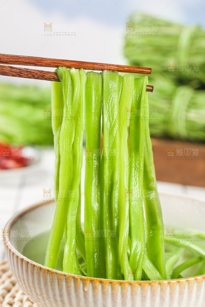 浅底上的贡菜