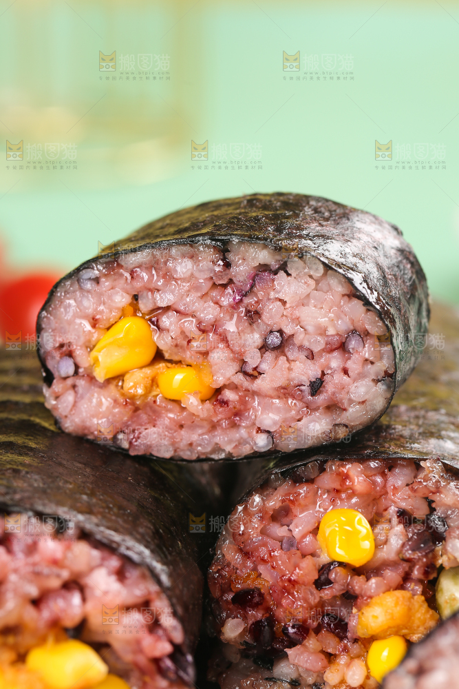 浅底上的手工大饭团