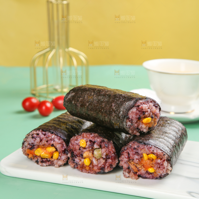 浅底上的手工大饭团