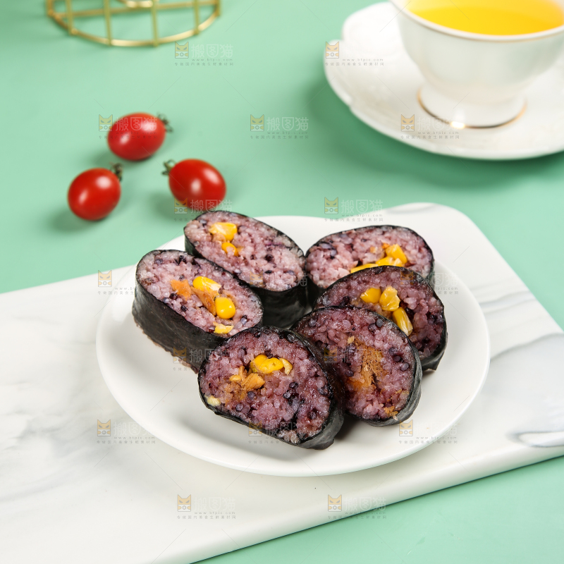 浅底上的手工大饭团