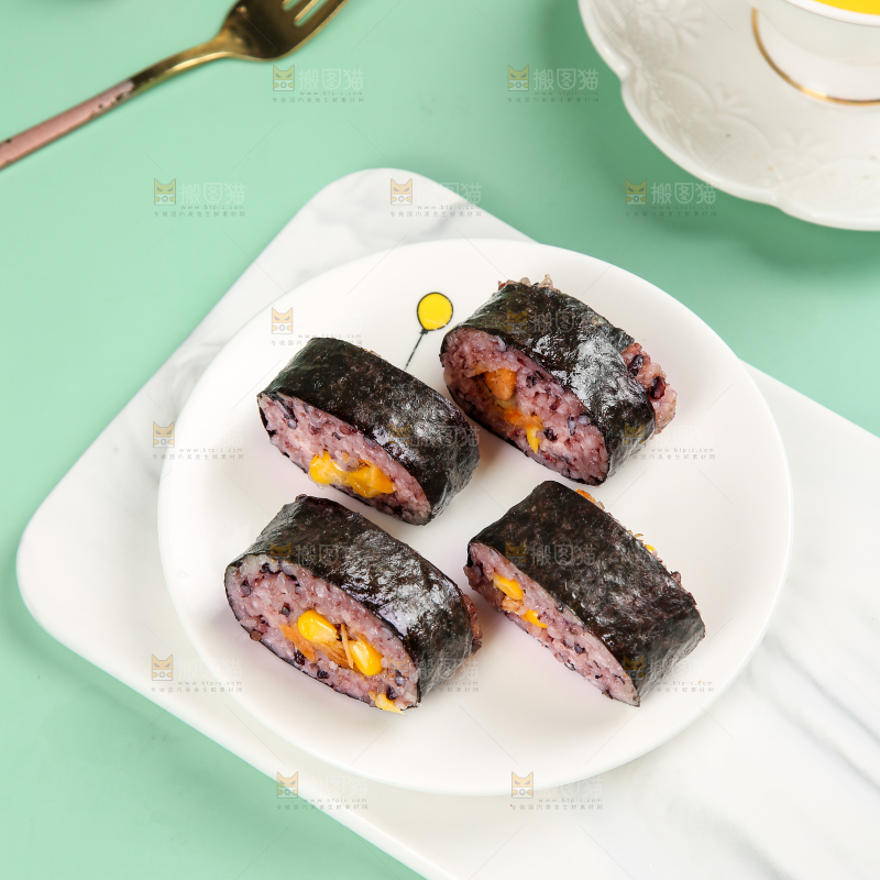 浅底上的手工大饭团