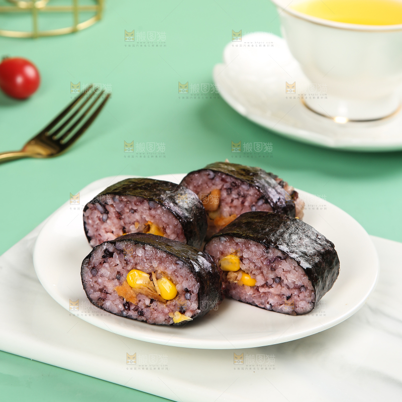 浅底上的手工大饭团