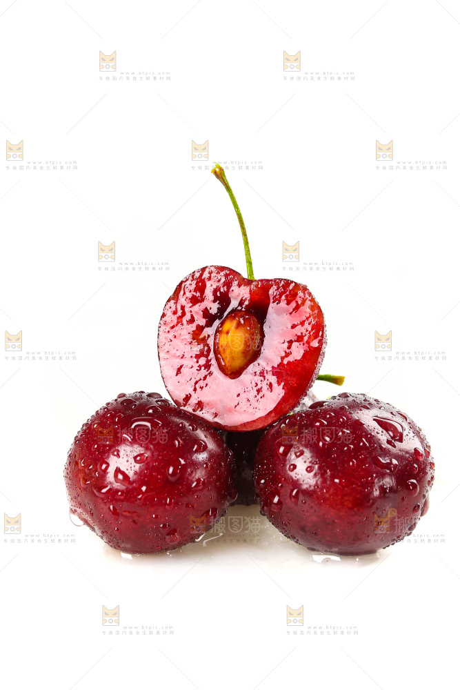 白底上的车厘子