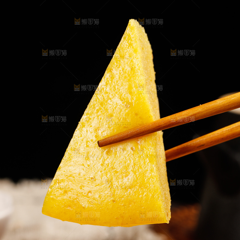 木底上的南瓜发糕