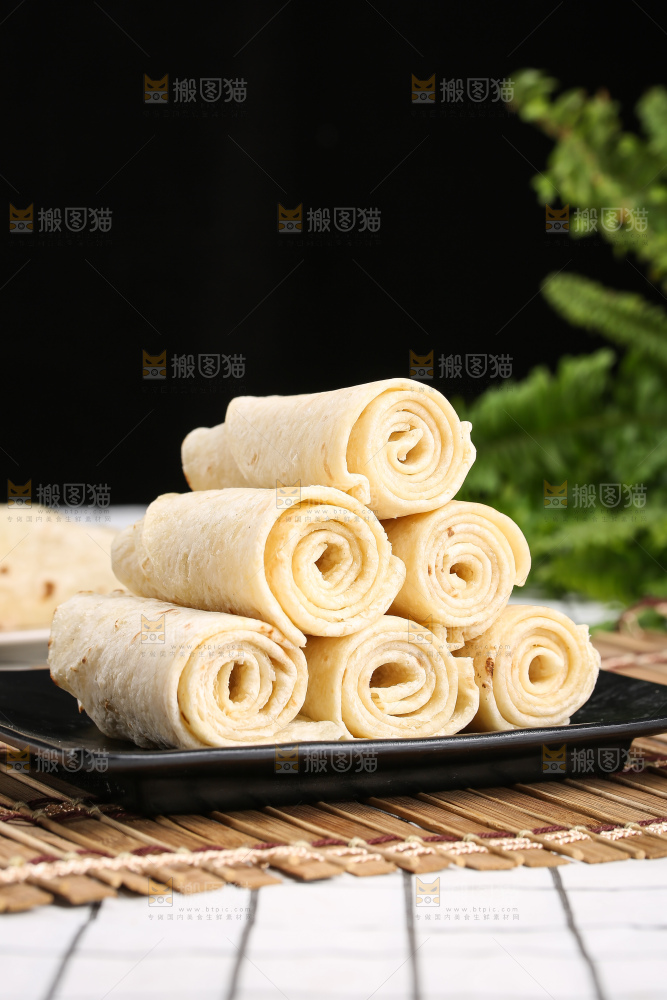 浅底上的烙馍春卷