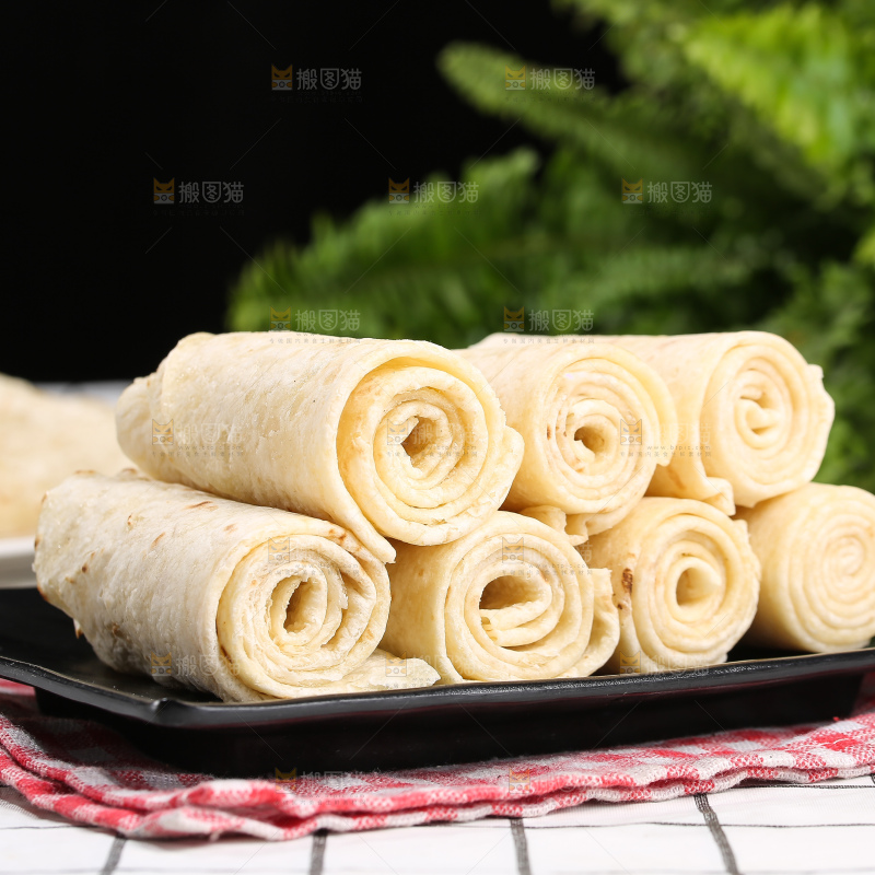 浅底上的烙馍春卷