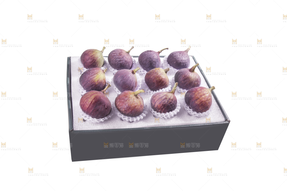 白底上的新鲜无花果