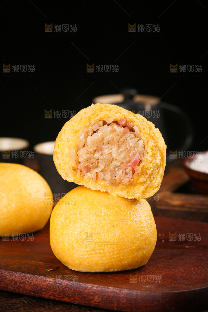 深底上的萝卜粉条团子