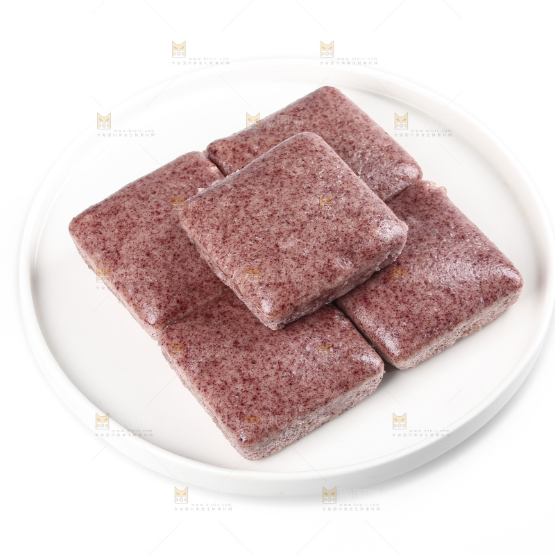 白底上的黑米发糕