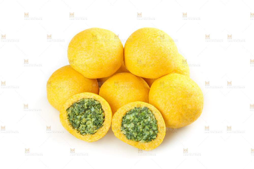 白底上的荠菜团子