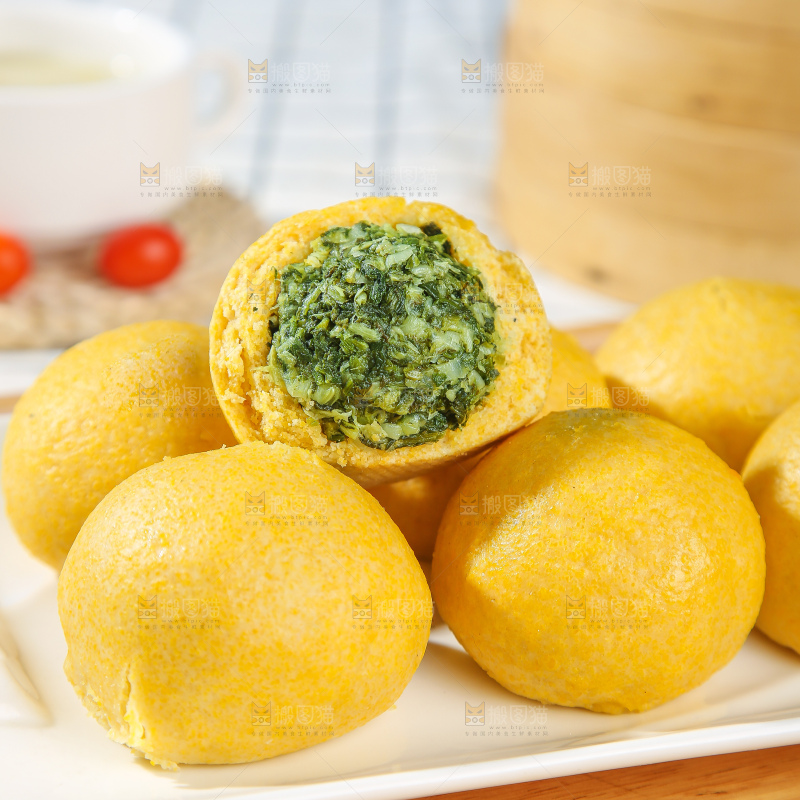 浅底上的荠菜团子