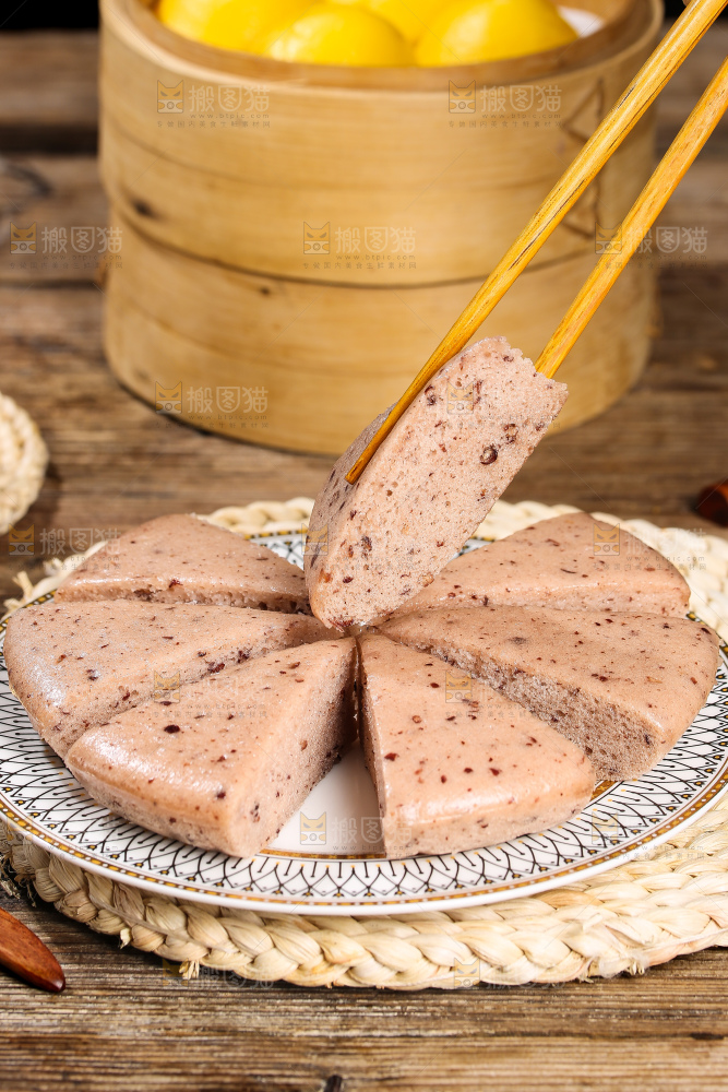 深底上的红豆发糕